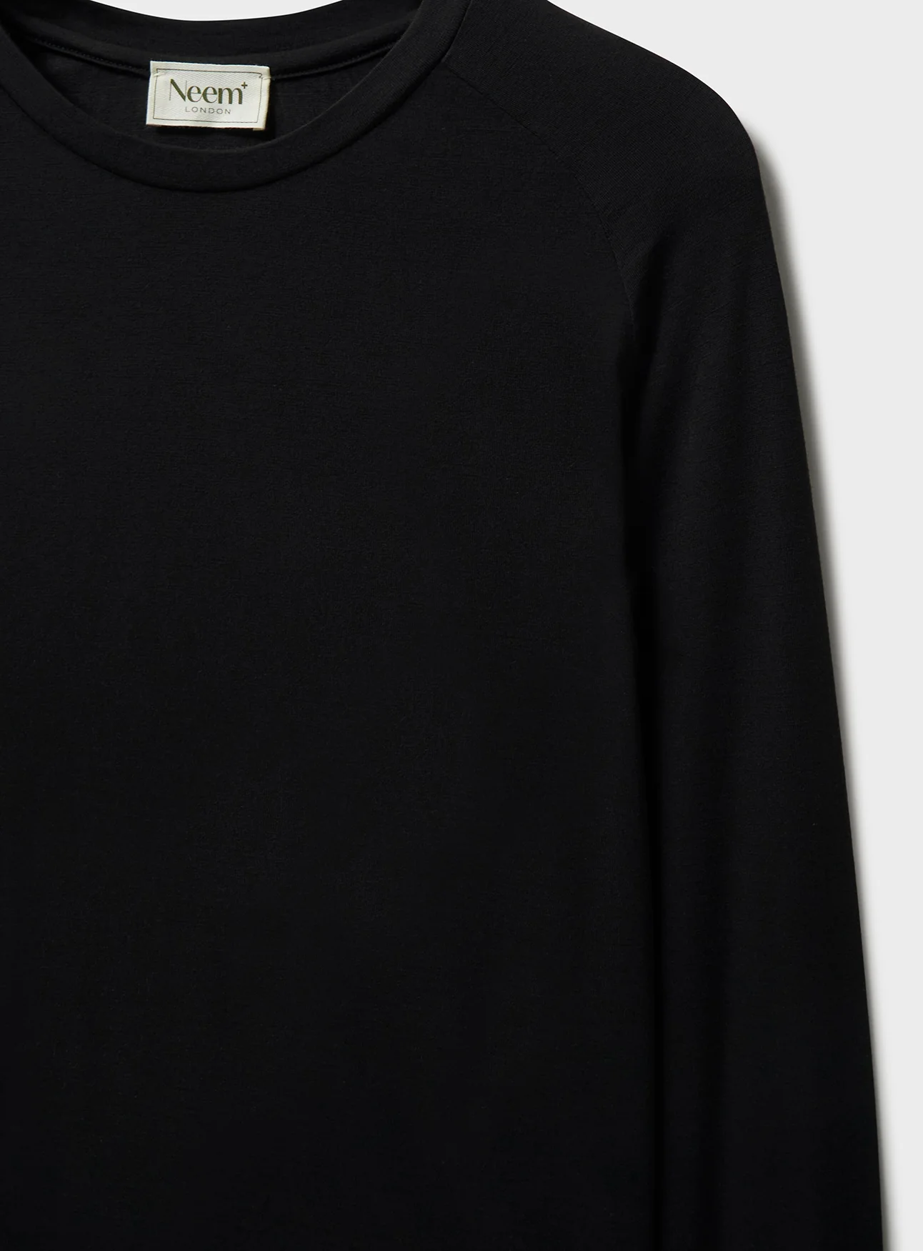 ZQ Merino Super 120s Wool Jersey Black Crew neck - Image 5